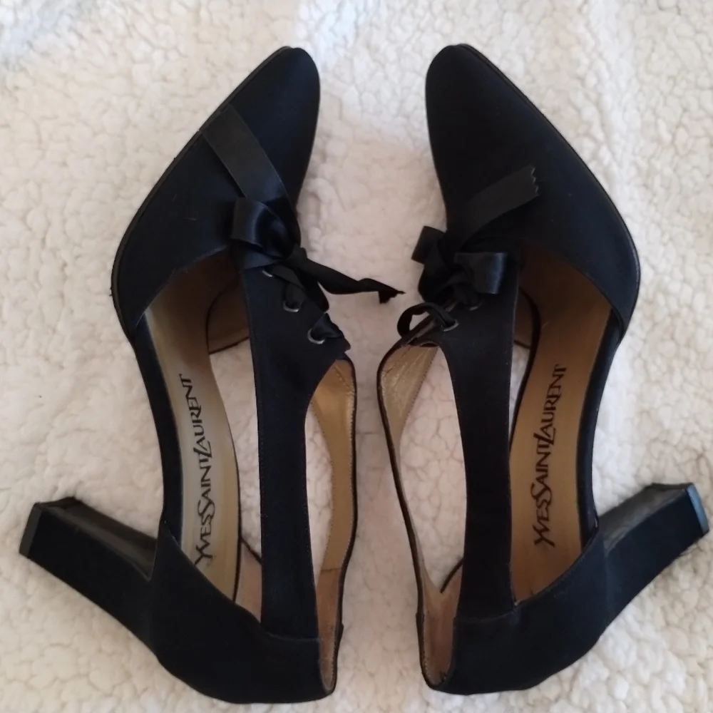 Yves Saint Laurent Vintage YSL Black Velvet Leather Laced Bow Y2K Tied Heels - Picture 6 of 11